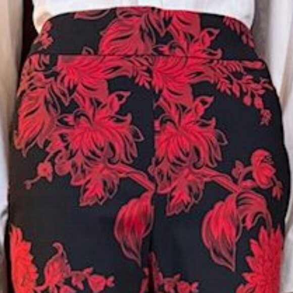 Chico's Black Red Floral So Slimming Brigitte Cotton Blend Slim Ankle Pant - Picture 5 of 10